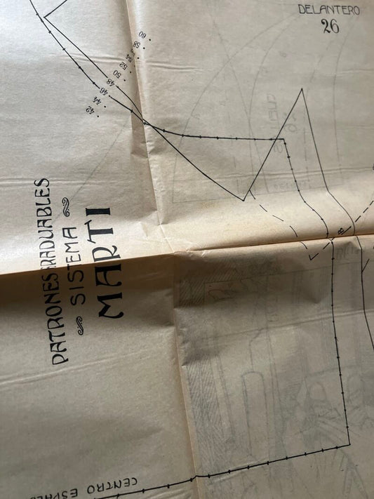 Lecciones sobre la moda. Blusa nº26. Patrones graduables Sistema Martí - ca. 1915-20