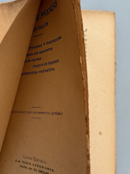 Juegos de prendas y de salón - Centro Editorial la Vida Literaria, ca. 1900