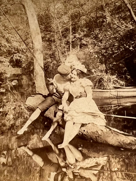 A fishing smack, fotografía estereoscópica escena romántica - Strohmeyer and Wyman, ca. 1899