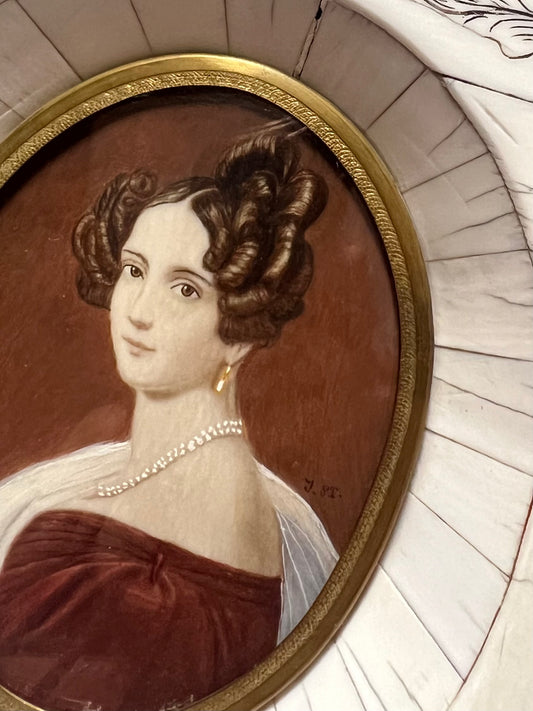 Miniatura retrato de dama al óleo o gouache, firmado por J. ST - Siglo XIX