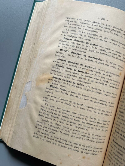 Manual práctico de confitería, repostería y pastelería, Roberto Visconti - Barcelona, 1922