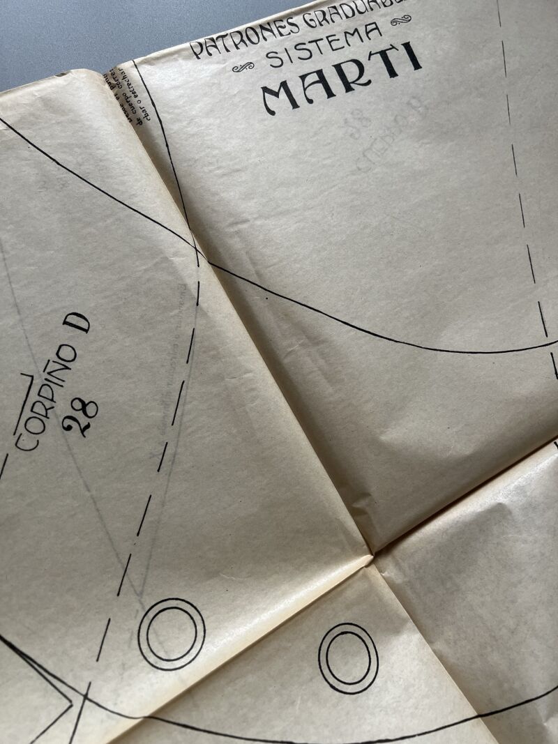 Lecciones sobre la moda. Cuerpo y Corpiño Nº28 - ca. 1915-20