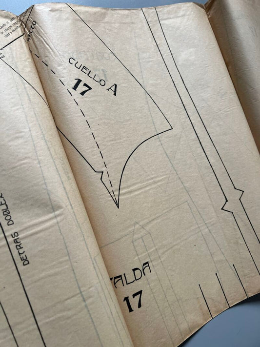 Lecciones sobre la moda. Traje Sastre Nº17. Patrones graduables Sistema Martí - ca. 1915-20