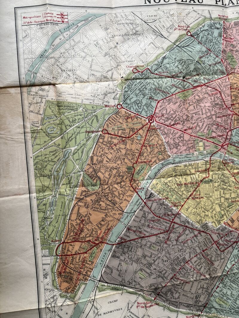 Nouveau plan des rues de Paris - Libraire Garnier Frères, ca. 1900