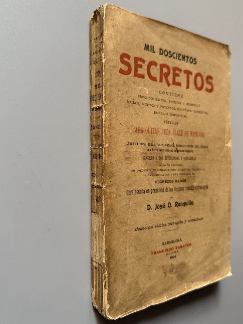 Mil doscientos secretos para quitar toda clase de manchas, José O. Ronquillo - 1904