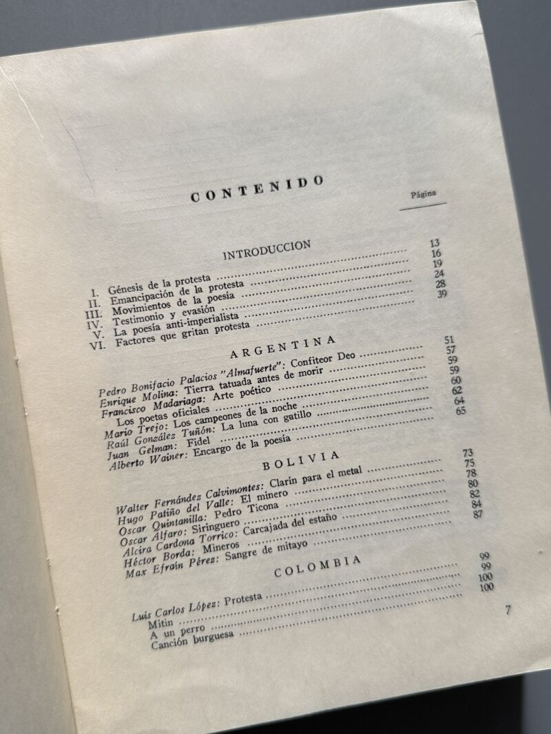 Mester de rebeldía de la poesía hispanoamericana, Ramiro Lagos. Firmado - Ediciones Dos Mundos, 1974