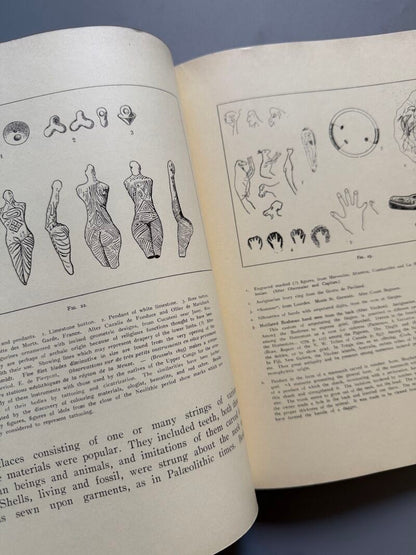 From nudity to raiment, Hilaire Hiler - W. & G. Foyle, 1929