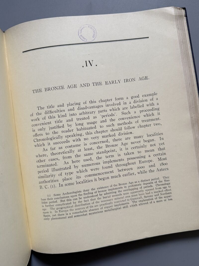 From nudity to raiment, Hilaire Hiler - W. & G. Foyle, 1929