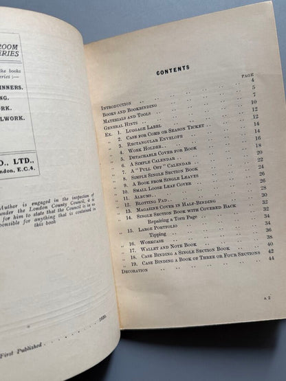 Bookbinding for begginers, J. Kay - Cassell and Company Limited, 1930