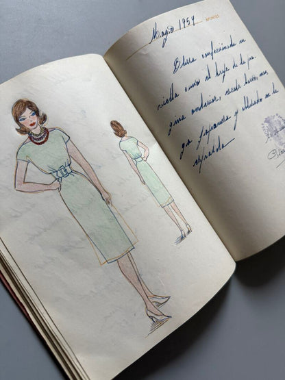 Curso de moda años 50 de Mª José Torres. Sobrecubierta bordada única - Fémina, siluetas para croquis