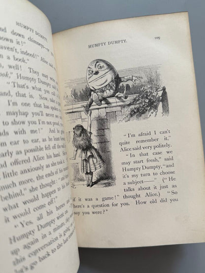 Alice's Adventures in Wonderland y Through the looking-glass, Lewis Carroll - Macmillan and Co, 1899