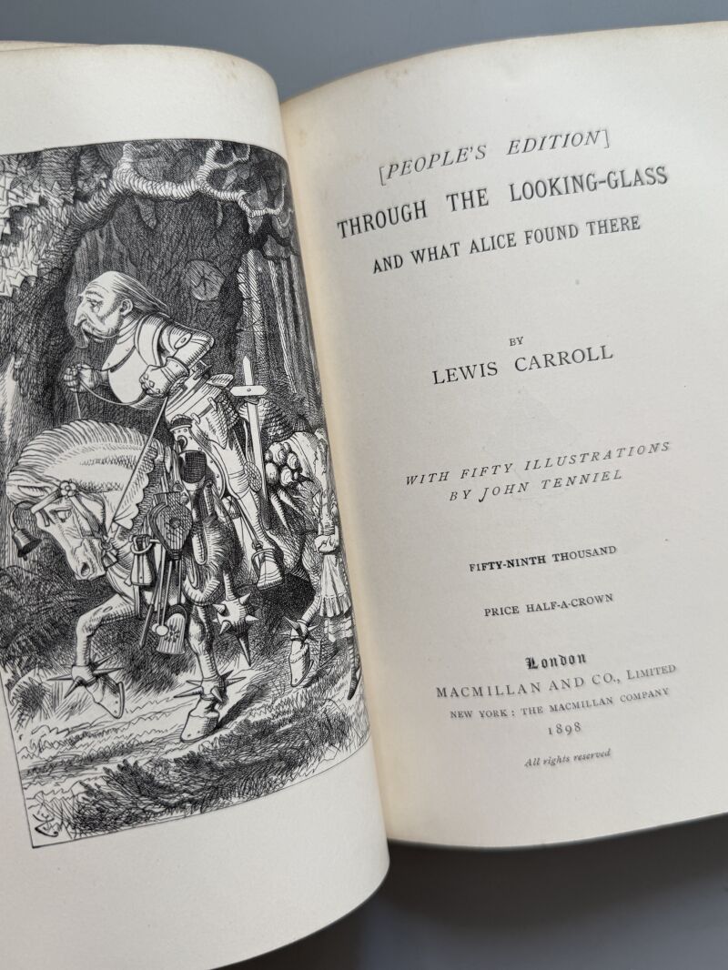 Alice's Adventures in Wonderland y Through the looking-glass, Lewis Carroll - Macmillan and Co, 1899