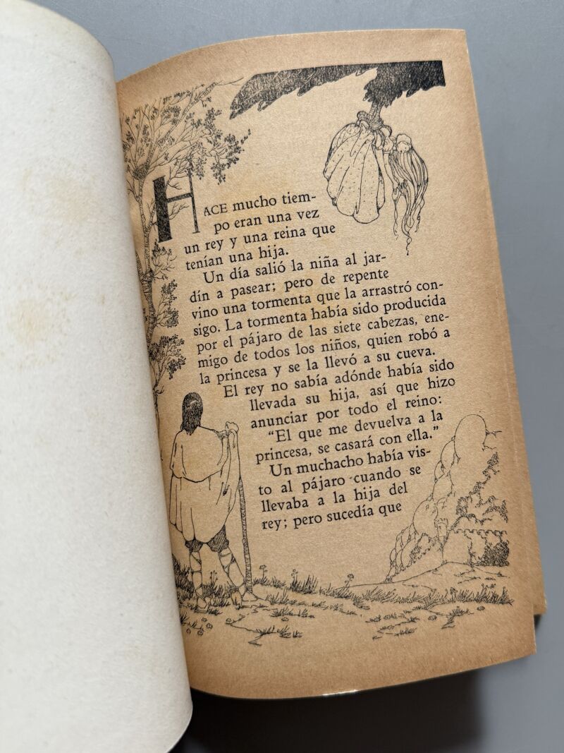 El pájaro de las siete cabezas y otros cuentos, Marichu de la Mora - Revista de Occidente, 1941