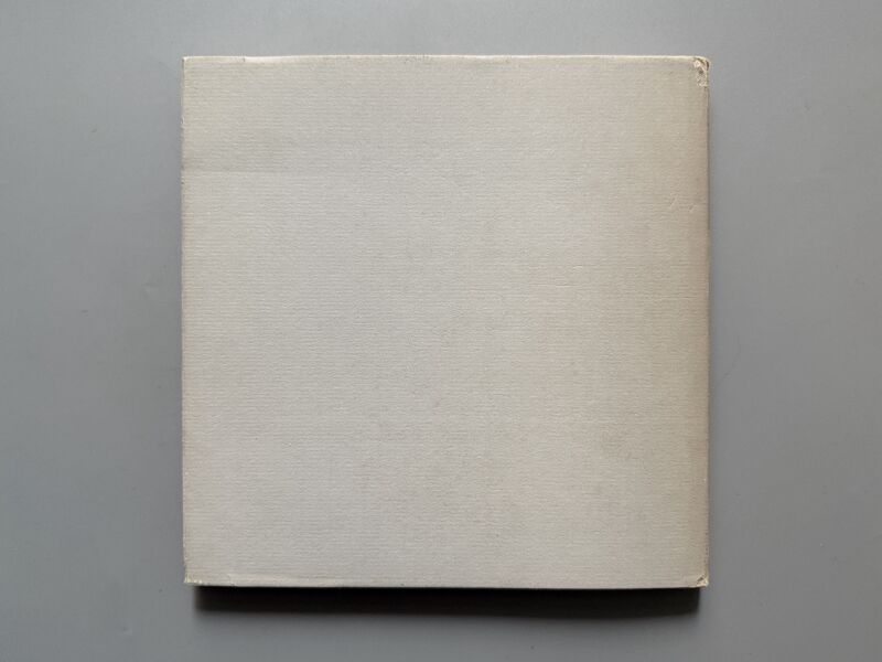 The blue guitar, David Hockney. The man with the blue guitar, W. Stevens - Petersburg Press, 1977