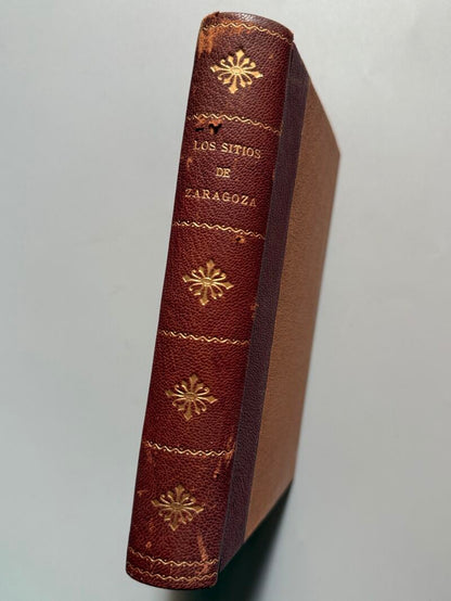 Los sitios de Zaragoza. Homenaje de los generales franceses y españoles - Biblioteca Ateneo, 1908