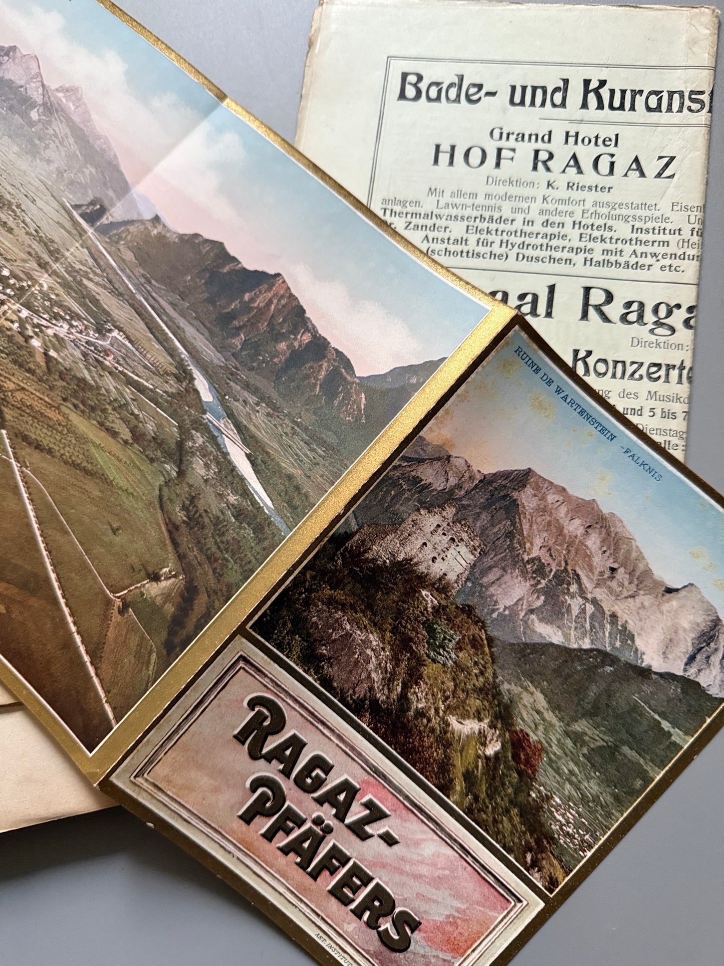 Libro de: Ragatz pfäfers, Alfred Ceresole. Contiene folletos turísticos - Zurich, ca. 1895