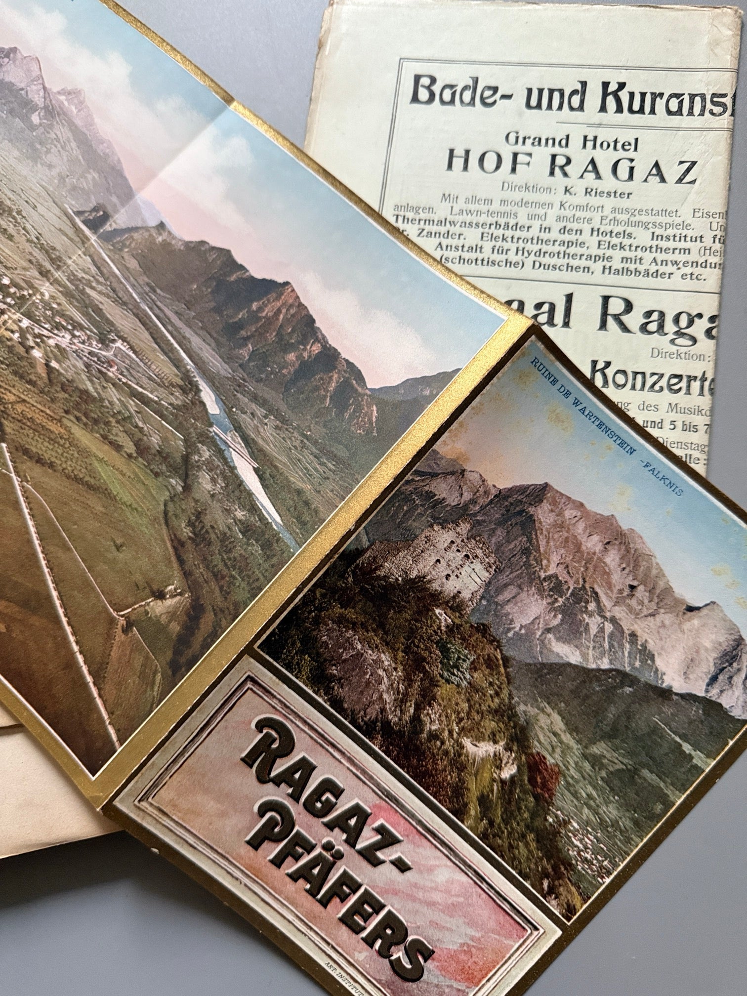 Libro de: Ragatz pfäfers, Alfred Ceresole. Contiene folletos turísticos - Zurich, ca. 1895