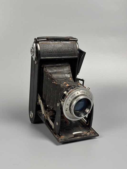 Cámara Analógica Voigtländer Bessa 6×9 – Formato Medio, Plegable, Película 120 (1949)