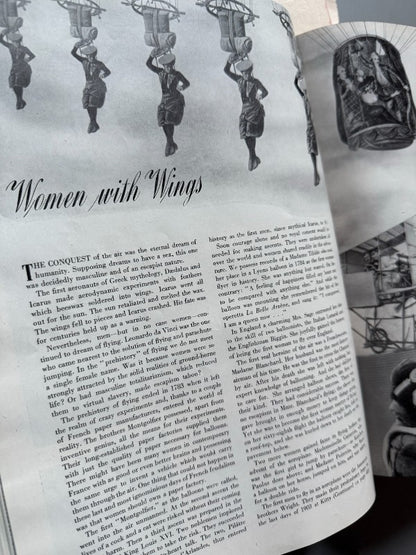 British Vogue, 1944 - 1945 completos. Artículos y fotografías de Lee Miller