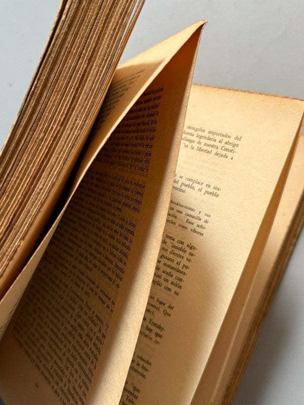 Stalin el terrible, Suzanne Labin - Editorial Huarpes, 1947