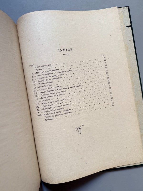 Método de corte Sistema Rovira, Concepción Rovira de Serra - Academia Central de Corte