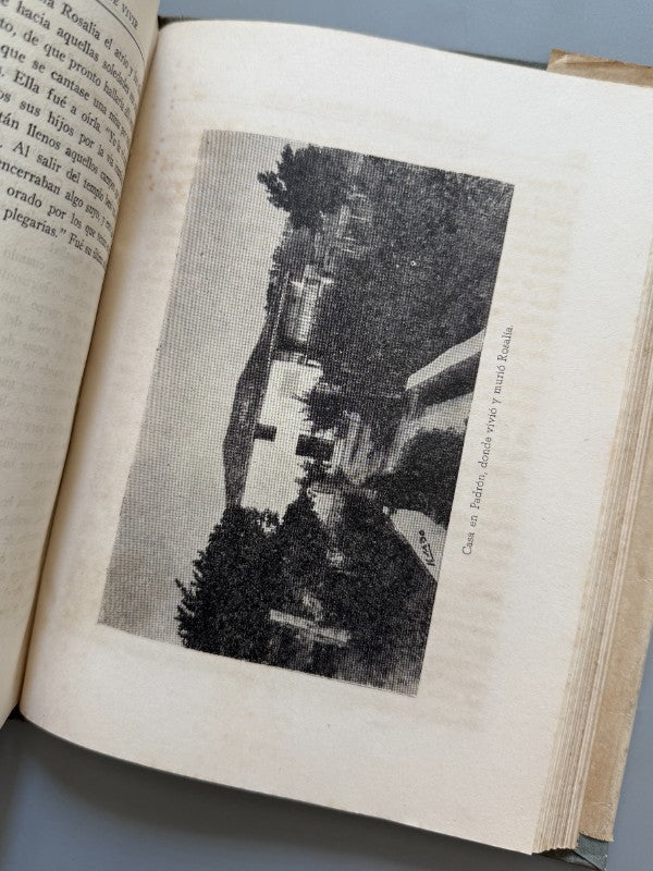 Rosalía de Castro o El dolor de vivir, Victoriano García Martí - Ediciones Aspas, 1944