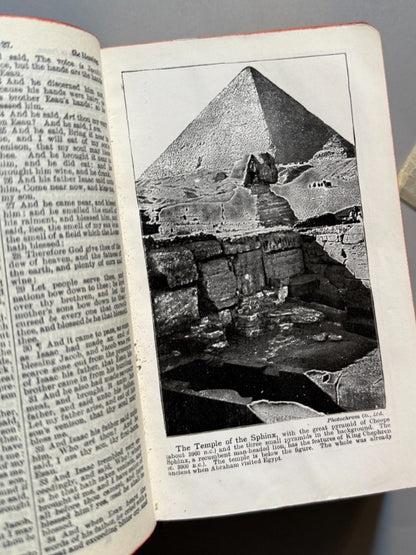 The Holy Bible. Attercliffe Unitarian Sunday School - Collins' Clear-Type Press, 1914