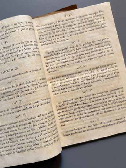 Reglamentos de la Sociedad de Fomento de la Ilustración - Imp. D. Antonio Bergnes, 1837