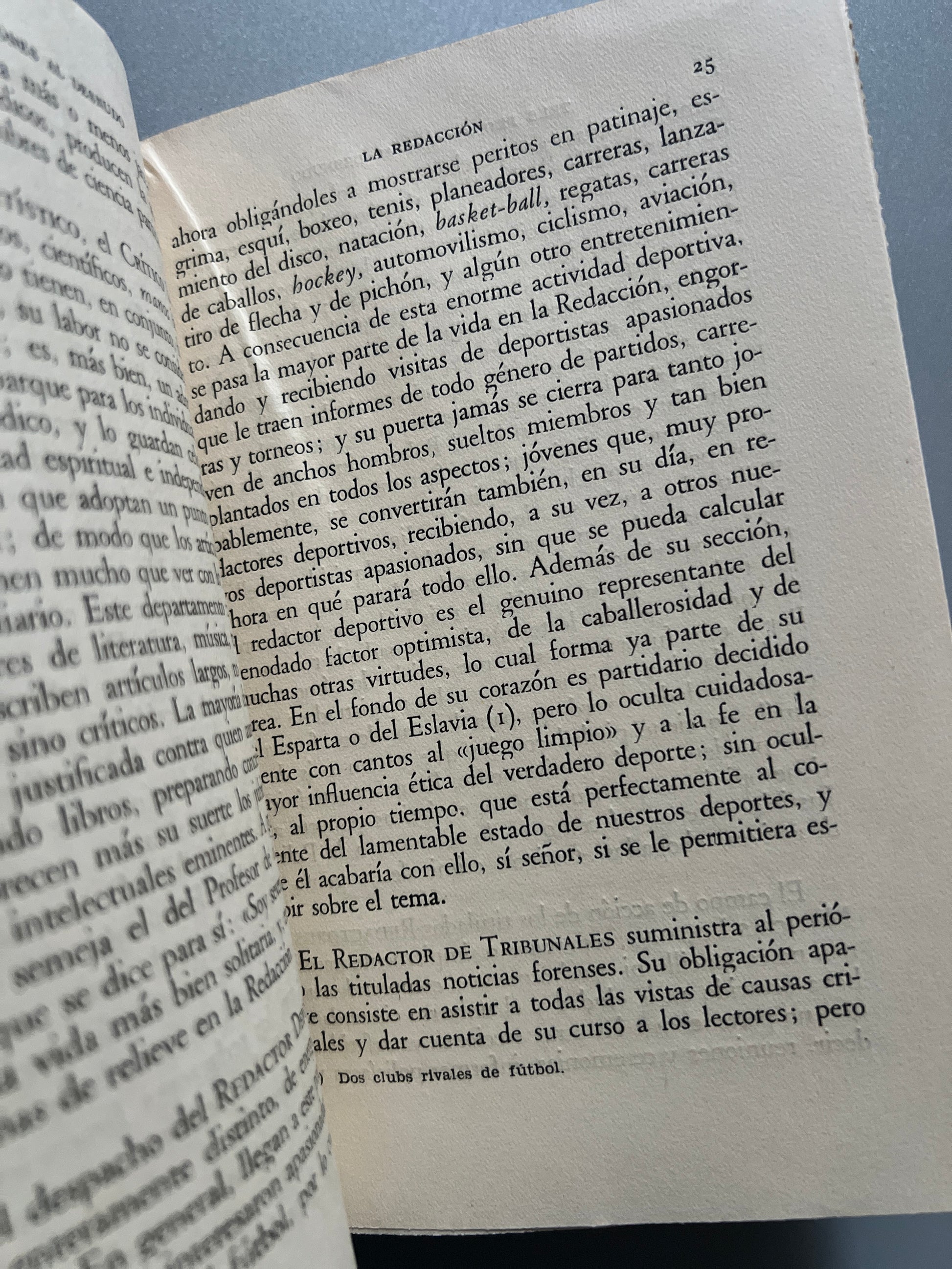 Libro de: Tres profesiones al desnudo. Prensa, cine y teatro, Karel Chapek - Editorial Juventud, 1947