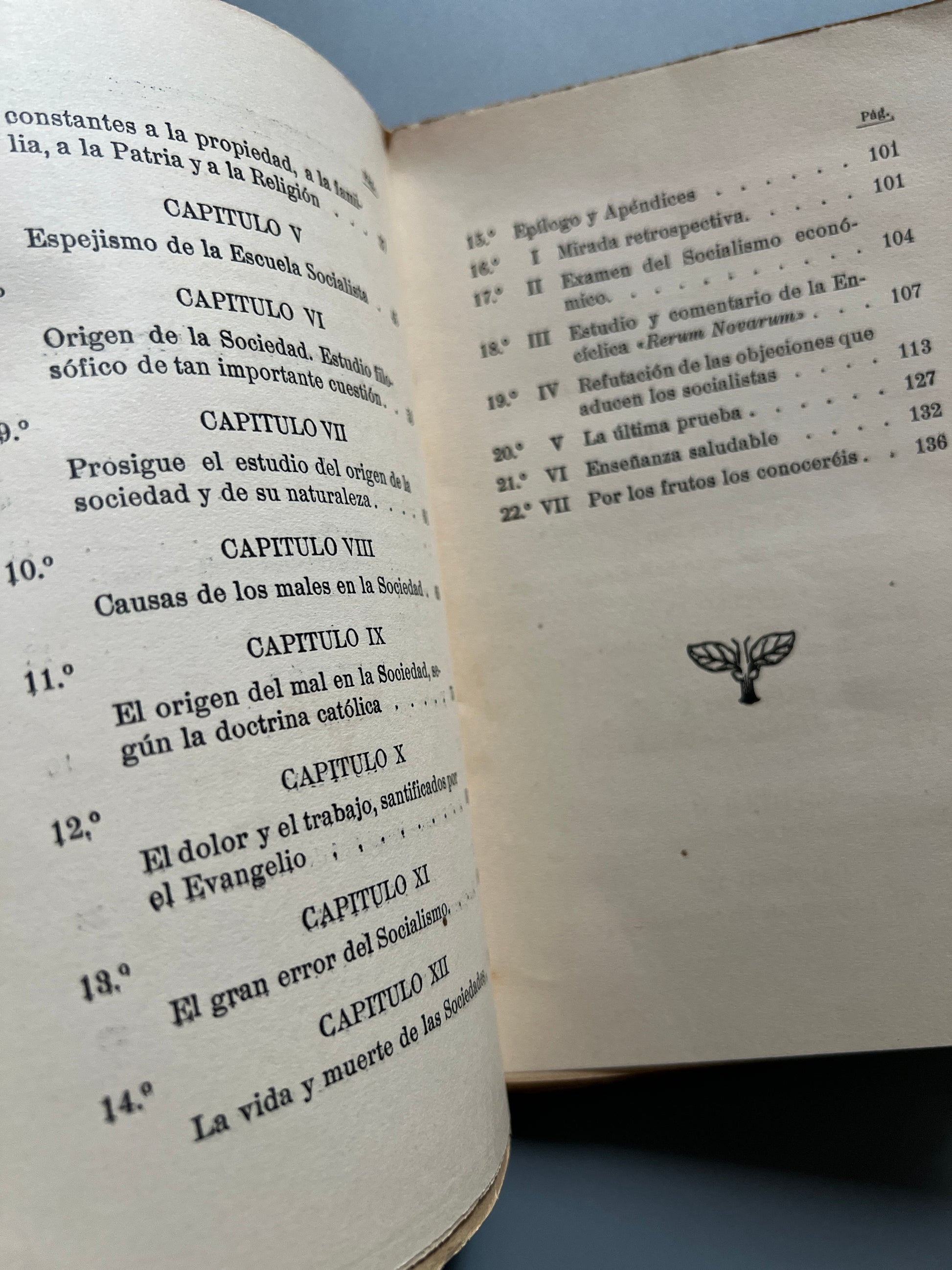 Libro de: El socialismo a la luz del Evangelio. Manual del obrero, José María Ruano - Editorial Católica, 1934