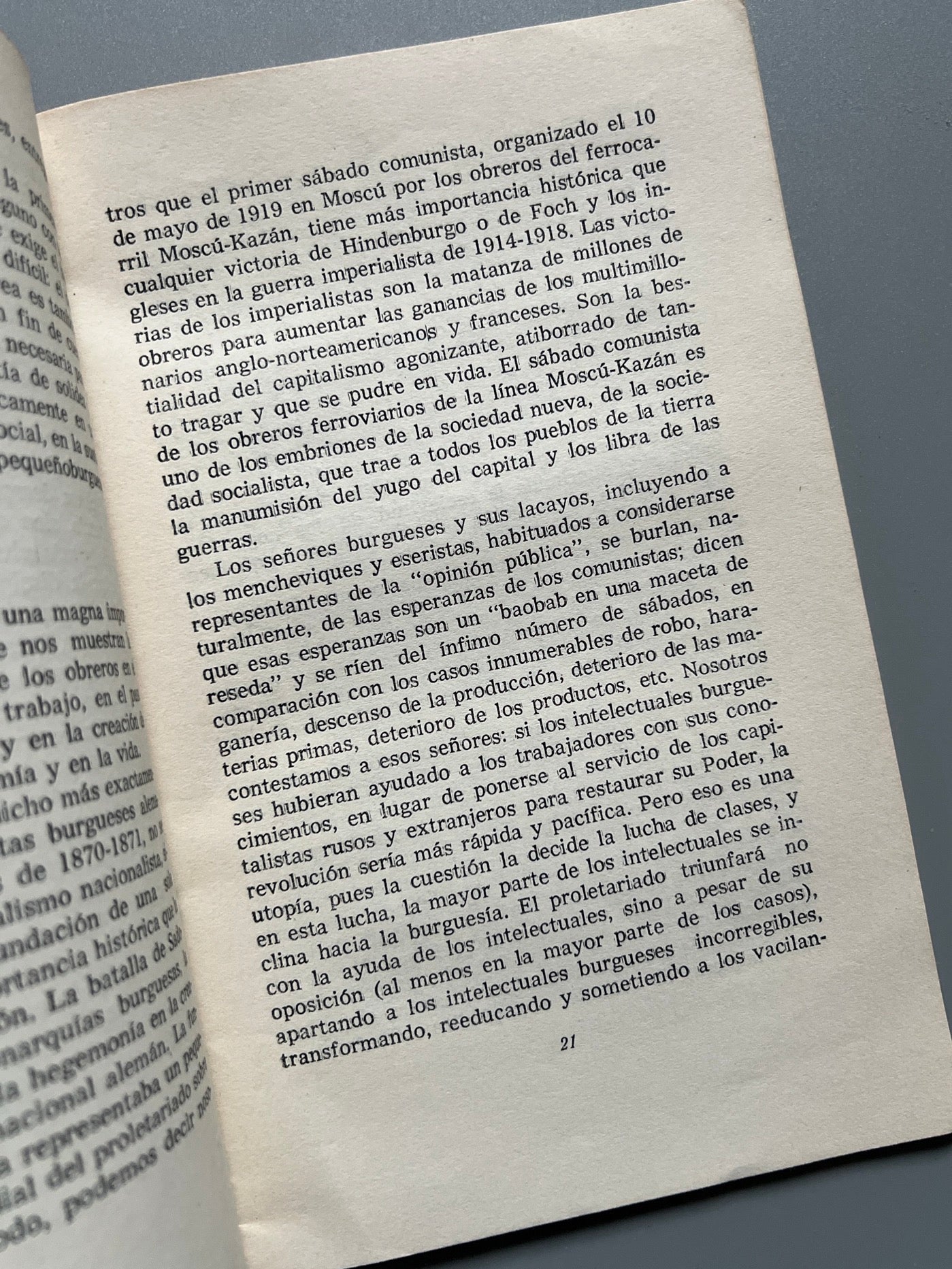 Libro de: Una gran iniciativa/ ¿Cómo debe organizarse la emulación?, Lenin - Moscú, ca. 1930