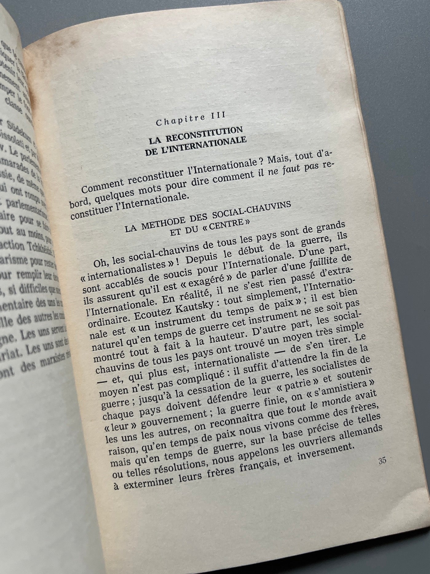Libro de: Le socialisme et le guerre, V. I. Lenin - Ediciones en Lenguas Extranjeras, ca. 1960