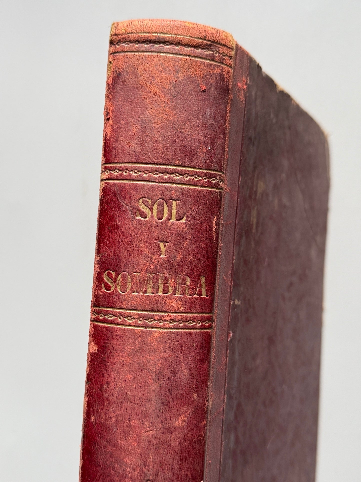 Libro de: Sol y sombra, semanario taurino ilustrado (encuadernado) - Madrid, julio 1912 - abril 1913