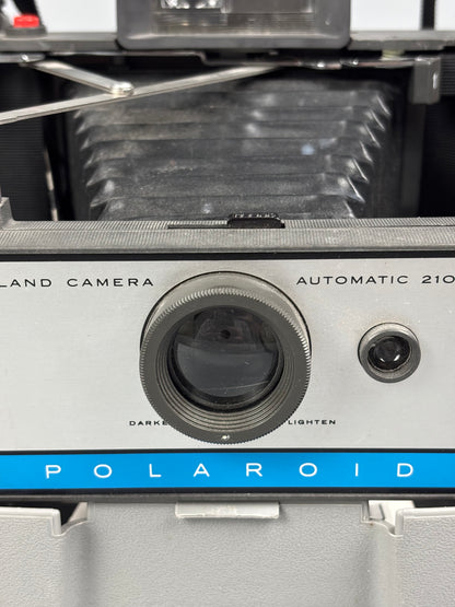 Cámara Instantánea Polaroid Land Camera Automatic 210 – Vintage Clásica