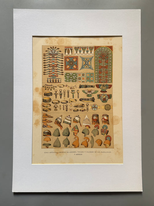 Cromolitografía objetos de adorno, tocado y calzado de los babilonios y asirios - Historia general del arte. Montaner y Simón ca. 1890