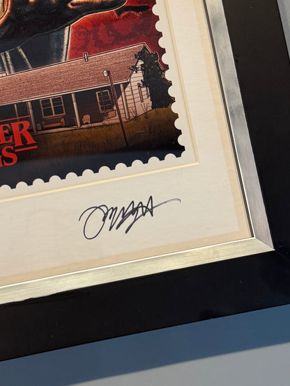 Stranger Things. Print Once edición limitada, nº55 de 150. Firma Kyle Lambert - Royal Mail