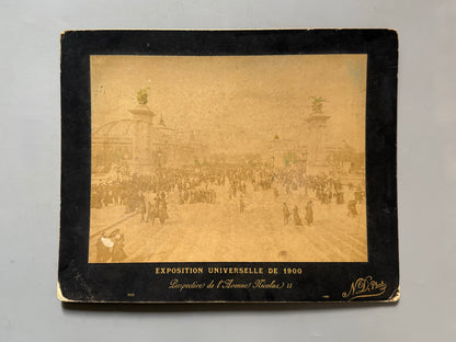Albúmina de la Exposición Universal de Paris. Perspective de l'Avenue Nicolas II - 1900