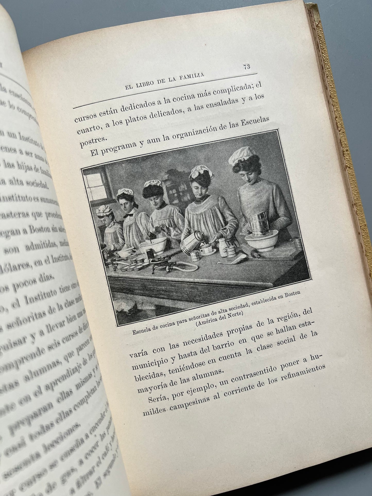 El libro de la familia, Juan Bautista Enseñat - Montaner y Simón, 1915