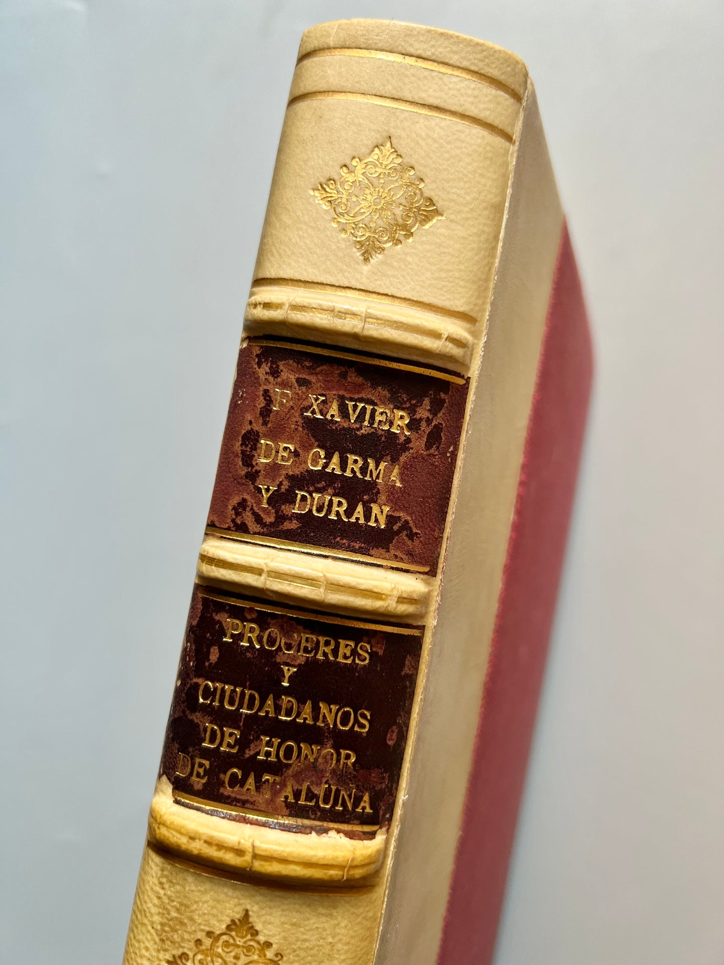 Próceres y ciudadanos de honor del principado de Cataluña, Francisco Xavier de Garma y Durán (ejemplar nº5) - Stemmata, 1957